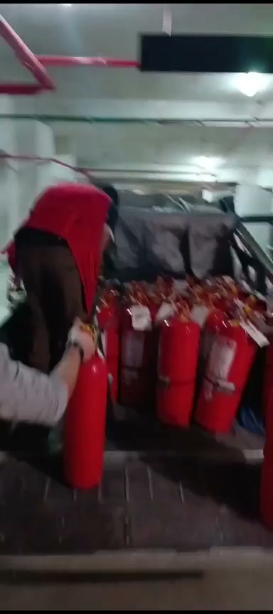 Traslado de extintores para servicio
